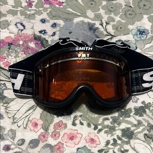 SMITH snow goggles